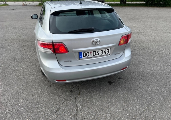 Toyota Avensis cena 33999 przebieg: 169980, rok produkcji 2009 z Tarnów małe 631